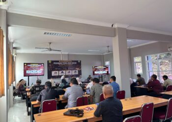 Upgrade Kompetensi Dosen, Fakultas Hukum Untag Samarinda Gelar Bimtek Penulisan Hukum, Rektor Beri Apresiasi